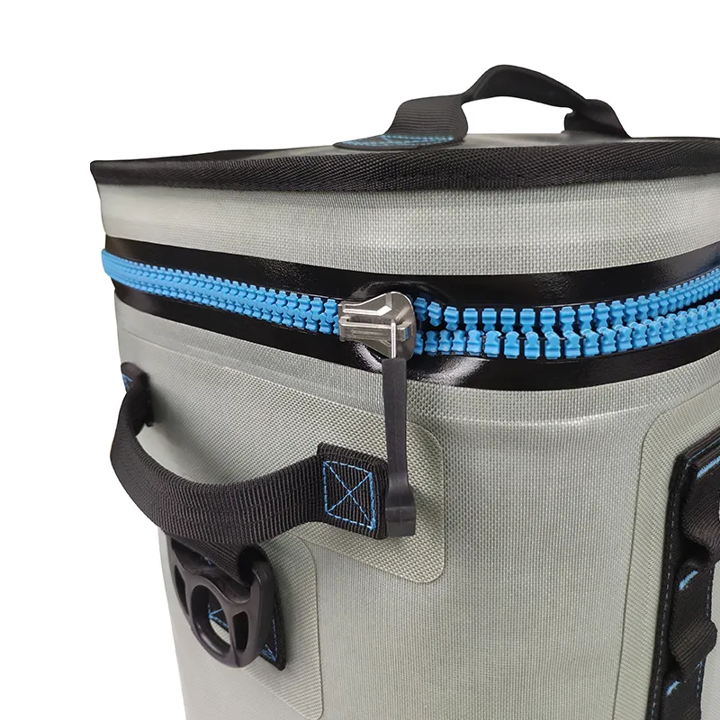 Leyi China Manufacturer Customized Waterproof Insulated Delivery Food Travel Picnic Cooler Bag
