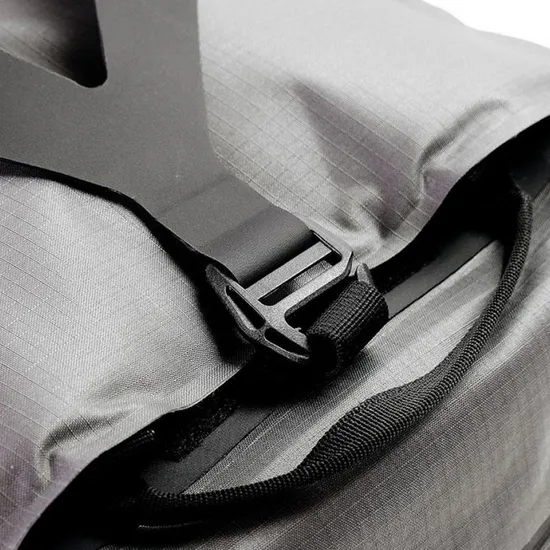 Leyi China Manufacturer Dry Bag Motorcycle Motorcycle Side Bag Quick Release Motorcycle Riding Tank Bag Motorcycle