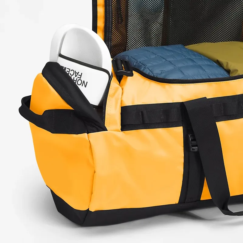 Leyi 2023 New Waterproof Duffle Bag Leather Gym Sports Tote Duffle Bag Garment Duffel Bag Carry on