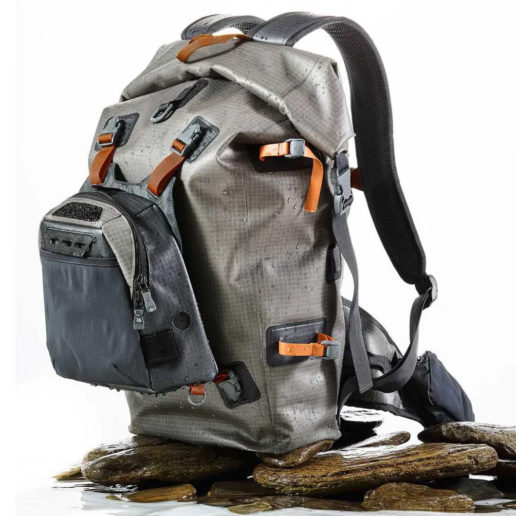 Leyi Custom Waterproof Hiking Pocketable Bag Casual Sports Backpack