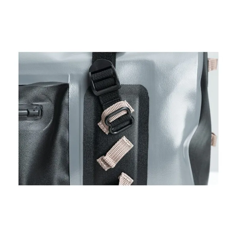 Leyi New Motorcycle Adventure Tank Bag Motorcycle Bag Custom Bag for Delivery on Waterproof Motorcycle Compatim
