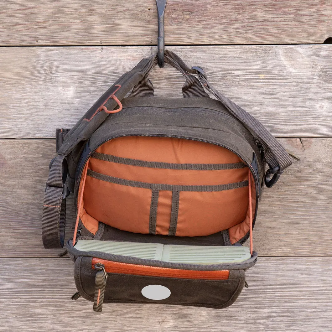 Leyi Hot Selling Custom Fly Fishing Tactical Fanny Pack Portable Waterproof Fishing Waist Bag
