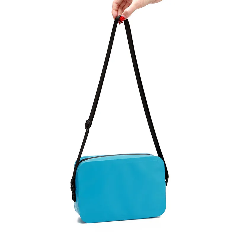 Good Quality Outdoor Fashion Large-Capacity Travel Handbag Shoulder Bag Waterproof Pouch Cosmetic Storage Bag