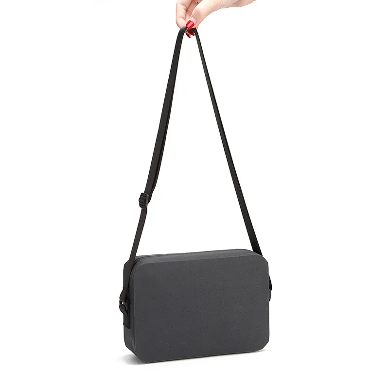 Good Quality Outdoor Fashion Large-Capacity Travel Handbag Shoulder Bag Waterproof Pouch Cosmetic Storage Bag
