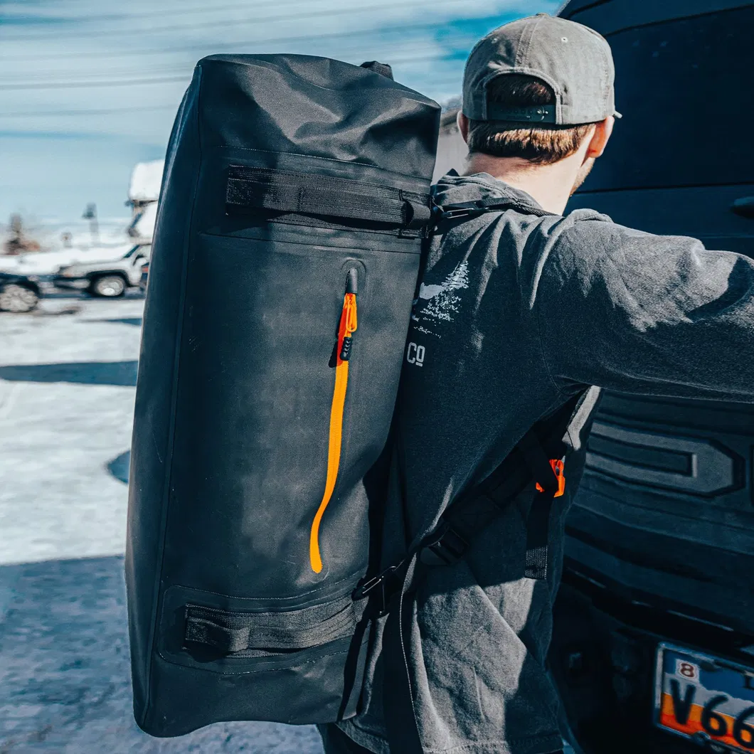 Leyi Waterproof Large Capacity Durable Duffel Backpack Designer Outdoor Sports Travel Duffle Bags Men